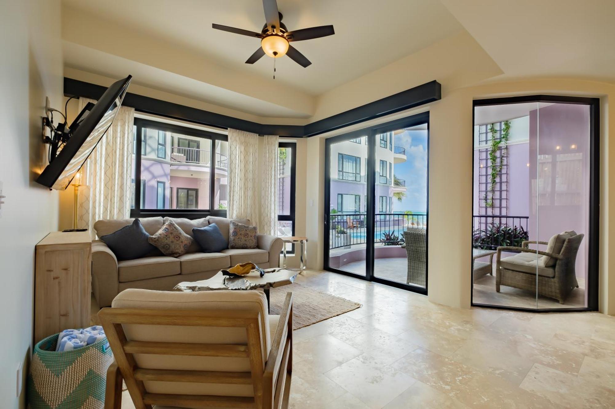 Diamante Beachfront Suites San Pedro  Kültér fotó