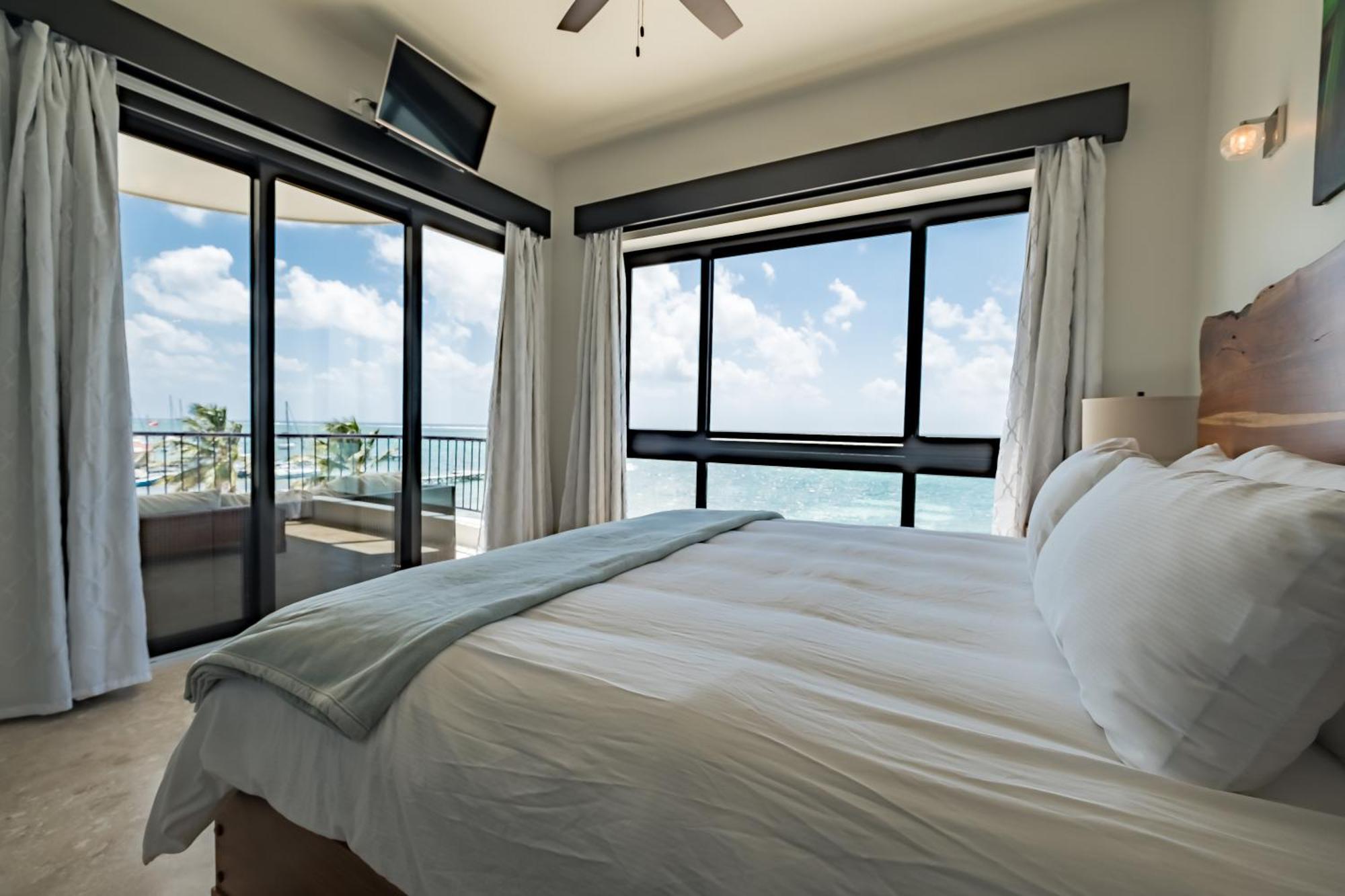 Diamante Beachfront Suites San Pedro  Kültér fotó