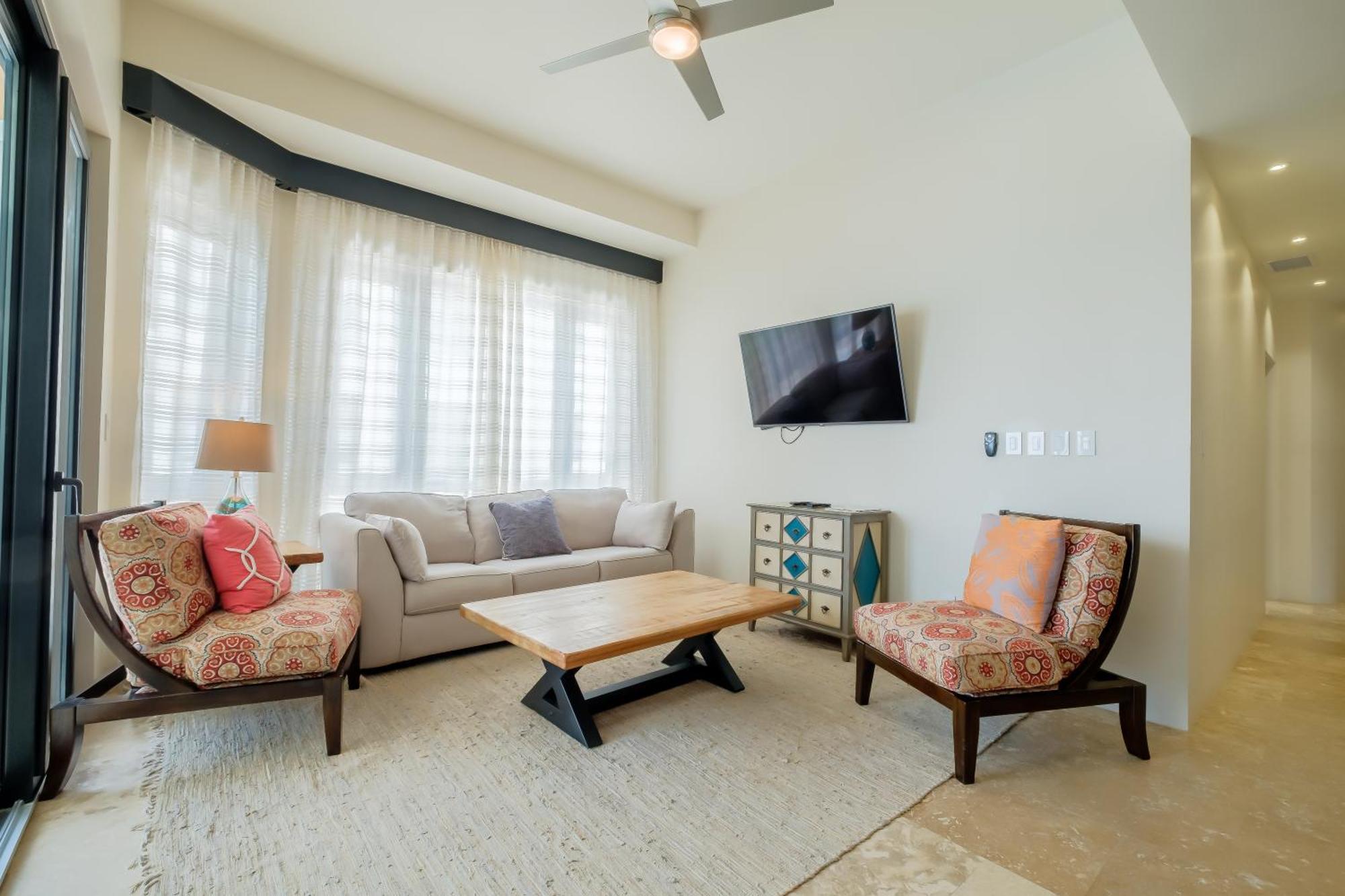 Diamante Beachfront Suites San Pedro  Kültér fotó